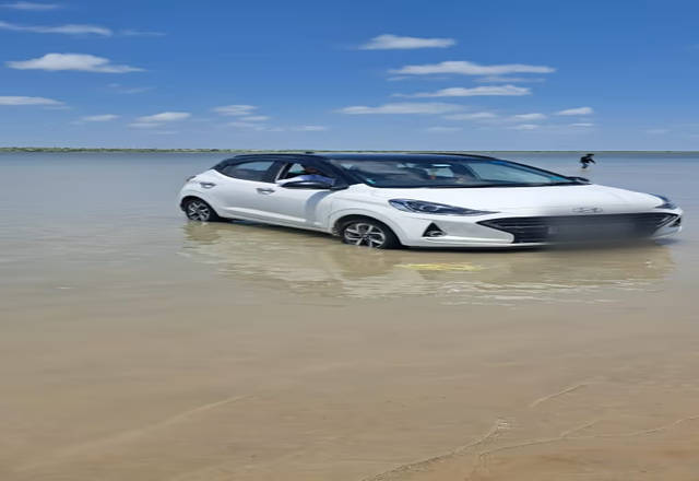 https://images10.gaadi.com/usedcar_image/4516958/original/86ebb81a-83c6-40b3-873c-ee60c22e172e.?imwidth=6400