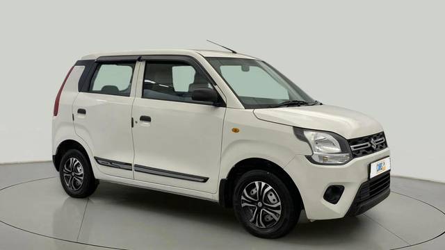 https://images10.gaadi.com/usedcar_image/4517011/original/71a173732ad8853aaa1d603cffdb4d64.jpg?imwidth=6400