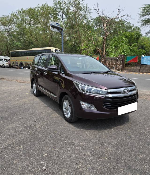 https://images10.gaadi.com/usedcar_image/4517045/original/processed_f5a496d532e1c8ed42e52ef042a6bed4.jpg?imwidth=6400
