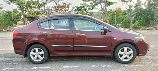 https://images10.gaadi.com/usedcar_image/4517056/original/processed_98272002407ea31240f9c9a6c986646f.jpg?imwidth=6401