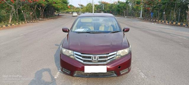 https://images10.gaadi.com/usedcar_image/4517056/original/processed_cc372fa3281ac3e0b7931aa845c4396d.jpg?imwidth=6400