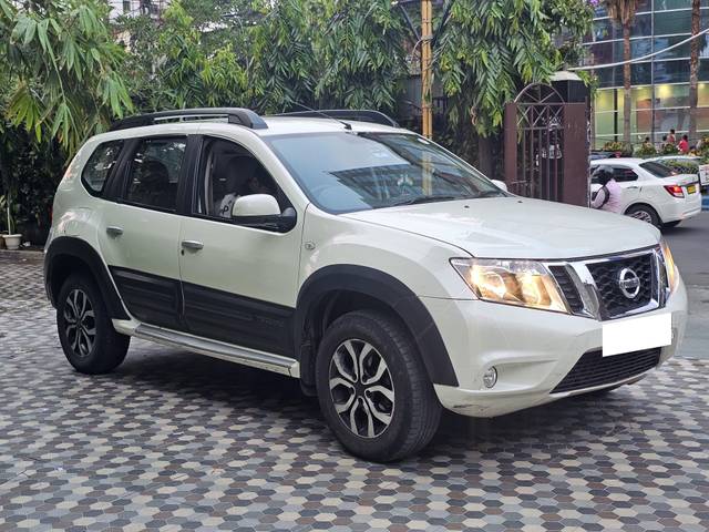 https://images10.gaadi.com/usedcar_image/4517105/original/processed_cd3739e147522d62415c1256bdfc6a48.jpg?imwidth=6400