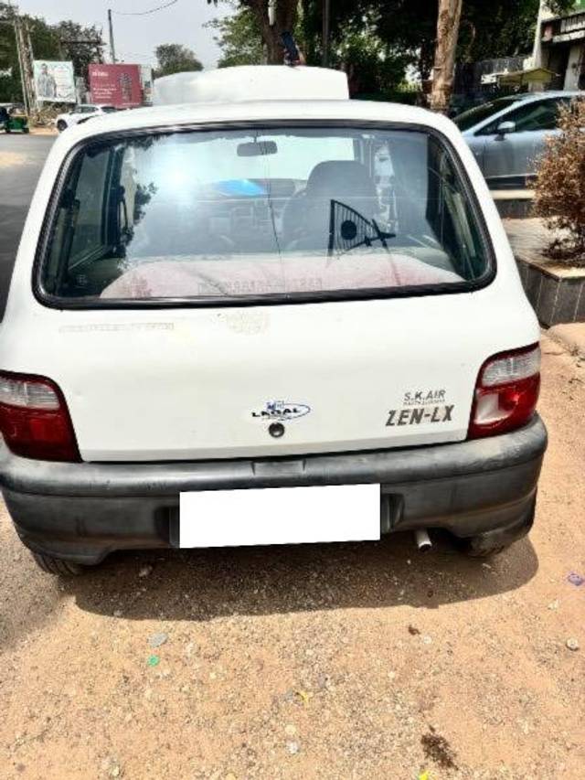 https://images10.gaadi.com/usedcar_image/4517133/original/processed_1c7998b4-d022-412b-a92f-8be81c249277.jpeg?imwidth=6401