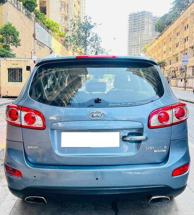 https://images10.gaadi.com/usedcar_image/4517135/original/processed_8f722c95c50791e840d2607376b8d19e.jpg?imwidth=6401