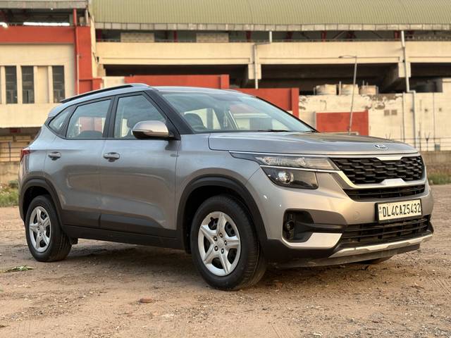 https://images10.gaadi.com/usedcar_image/4517140/original/75d01318d872e081a5e4fef9f75acda2.jpg?imwidth=6400