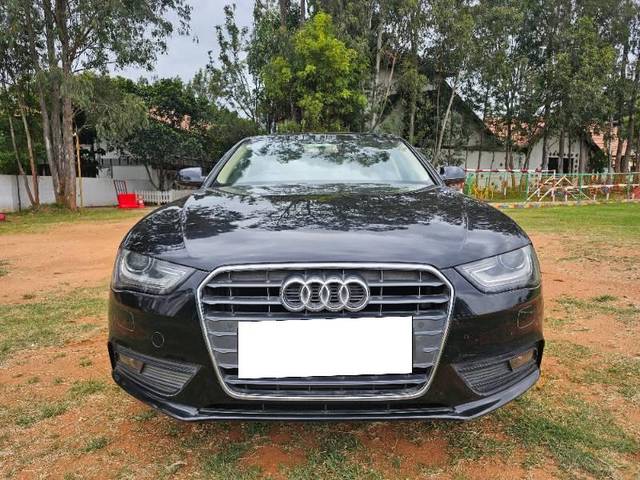 https://images10.gaadi.com/usedcar_image/4517169/original/processed_a62cab02-5f31-4746-82ca-32685fd55127.jpg?imwidth=6400