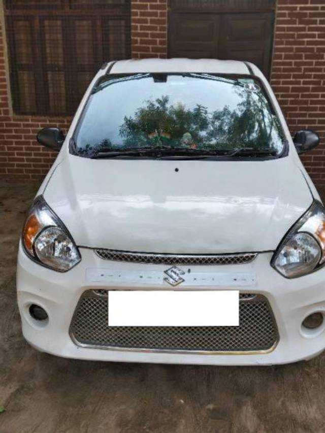 https://images10.gaadi.com/usedcar_image/4517182/original/processed_97c01004-838f-4ab9-a703-a629d264bd20.jpg?imwidth=6400