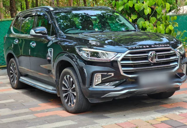 https://images10.gaadi.com/usedcar_image/4517195/original/017eaabe-30c4-4250-a40b-9907e16fab8f.?imwidth=6400