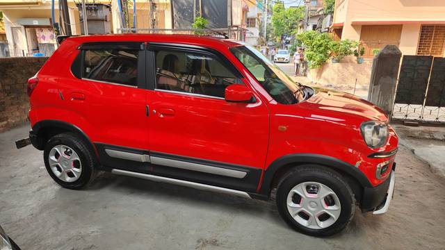 https://images10.gaadi.com/usedcar_image/4517196/original/e1cef6158fd554ff2156a3811b858140.jpg?imwidth=6402