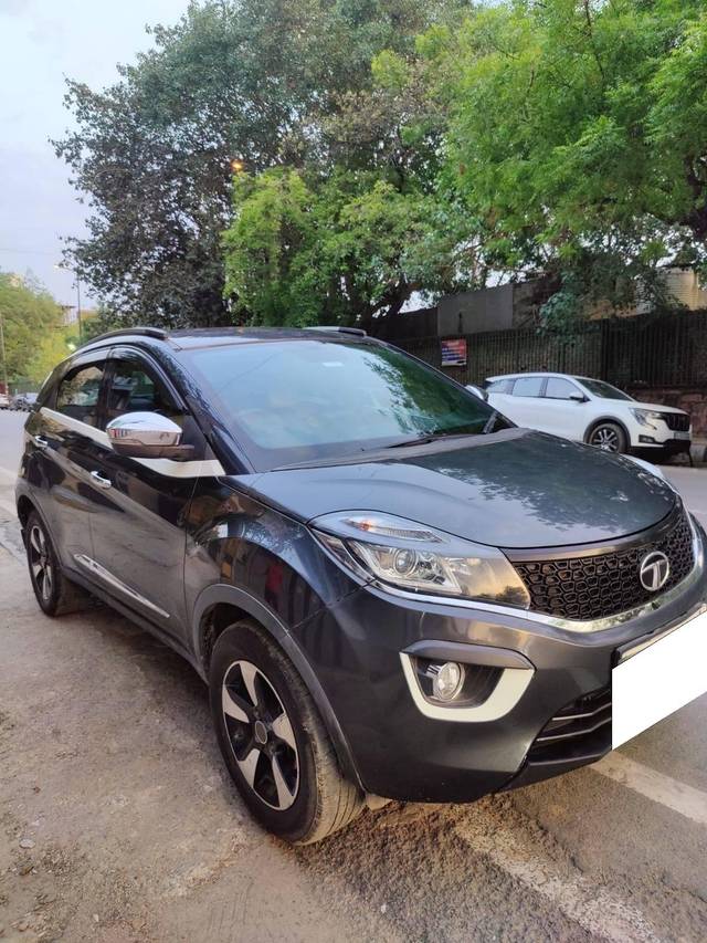 https://images10.gaadi.com/usedcar_image/4517203/original/processed_d29e248b-47ad-442e-8656-32f85aff7849.jpg?imwidth=6400