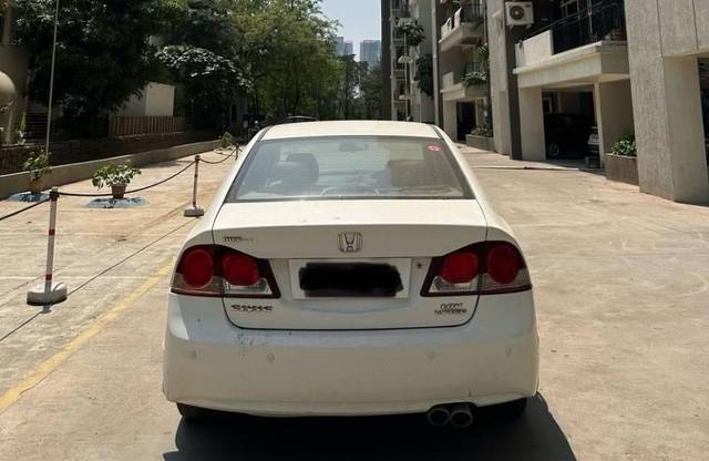 https://images10.gaadi.com/usedcar_image/4517249/original/processed_4b8653b5-c0f6-4c48-89ee-42c5ec270b08.jpeg?imwidth=6401