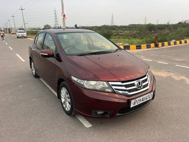 https://images10.gaadi.com/usedcar_image/4517259/original/01d91b89e4e0056d8d83475068306c97.jpg?imwidth=6400