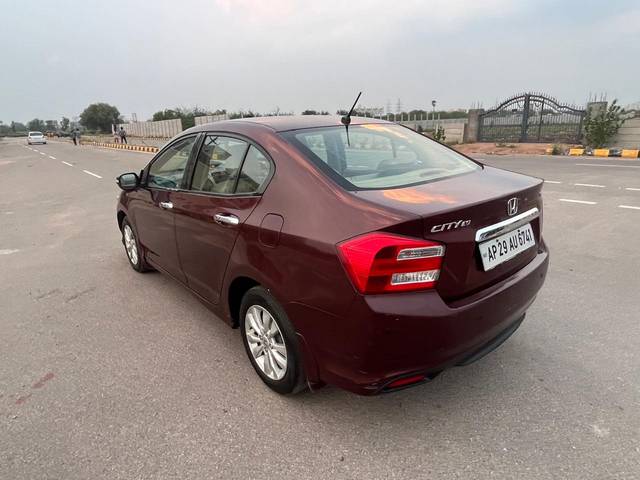 https://images10.gaadi.com/usedcar_image/4517259/original/91cdf4bc2c9cdcc8619a09e5a8a05855.jpg?imwidth=6402