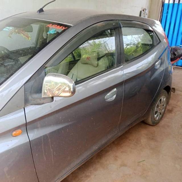 https://images10.gaadi.com/usedcar_image/4517331/original/processed_55a6c543-8e5f-4f9a-8474-717a83955493.jpg?imwidth=6400
