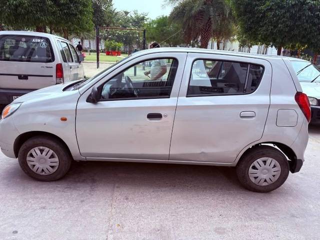 https://images10.gaadi.com/usedcar_image/4517341/original/processed_2c4f0651-3633-4662-9999-88821569691b.jpeg?imwidth=6402