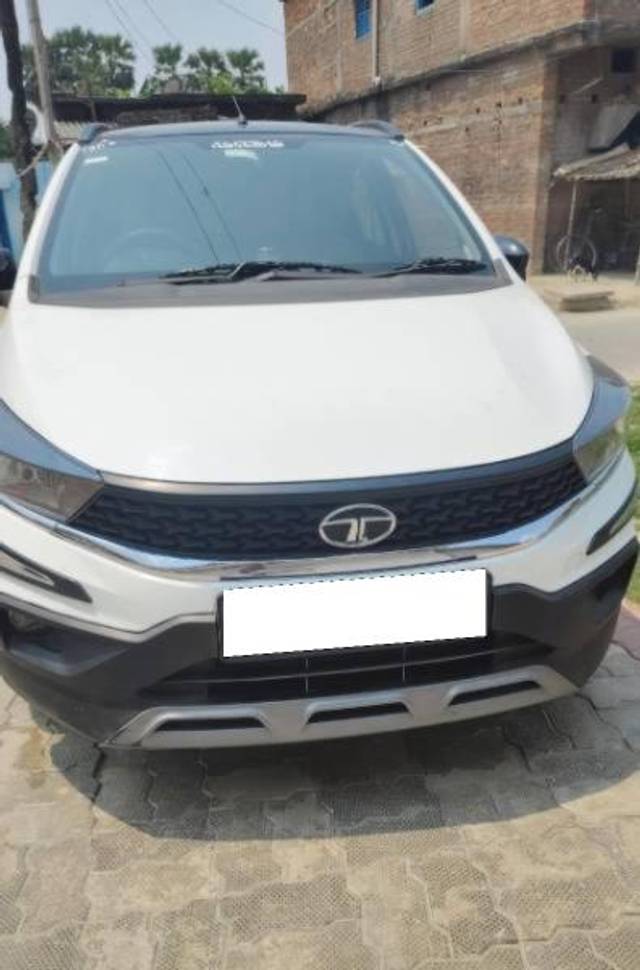 https://images10.gaadi.com/usedcar_image/4517371/original/processed_376f4a1c-35ee-4987-b1c0-392a430ddc9b.jpg?imwidth=6400