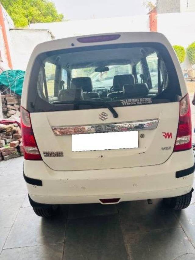 https://images10.gaadi.com/usedcar_image/4517385/original/processed_48fa2f1f-b83f-47fc-b183-76af9c15efd9.jpeg?imwidth=6401