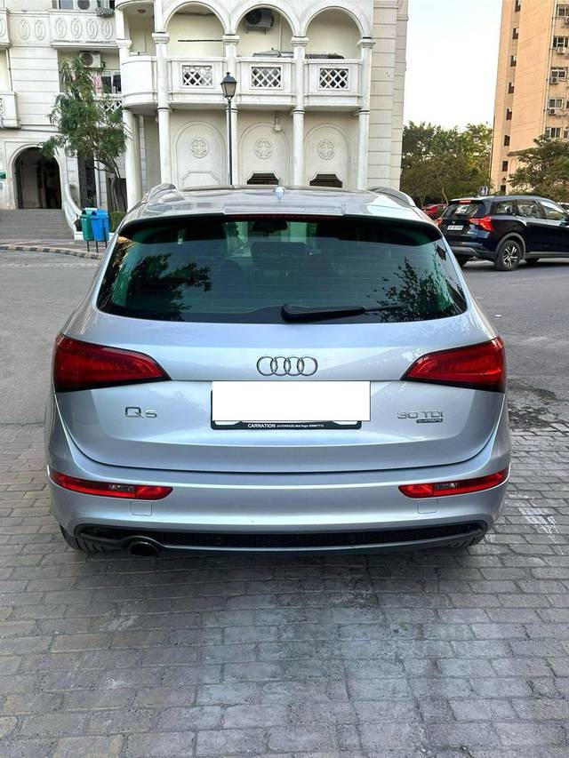 https://images10.gaadi.com/usedcar_image/4517388/original/processed_e583879119dae253c3cdae59eb5ae1d8.jpg?imwidth=6401