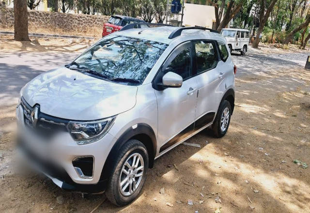 https://images10.gaadi.com/usedcar_image/4517394/original/9f82c0fe-690a-4d21-a76c-5ca02bad10d9.?imwidth=6400
