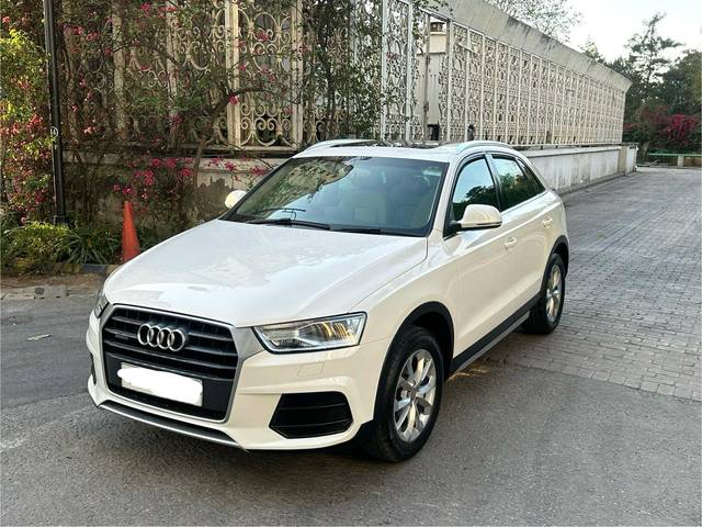 https://images10.gaadi.com/usedcar_image/4517412/original/41ce349ba1a7b4f3865094eb5e342a4b.jpg?imwidth=6401