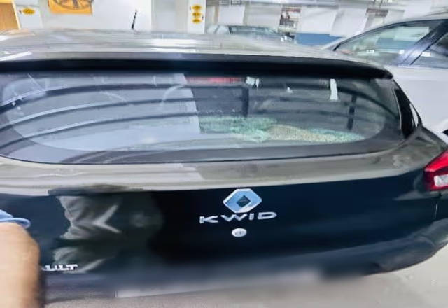 https://images10.gaadi.com/usedcar_image/4517416/original/47260a5a-cf94-44f5-a3e7-1fbdbcad7747.?imwidth=6401
