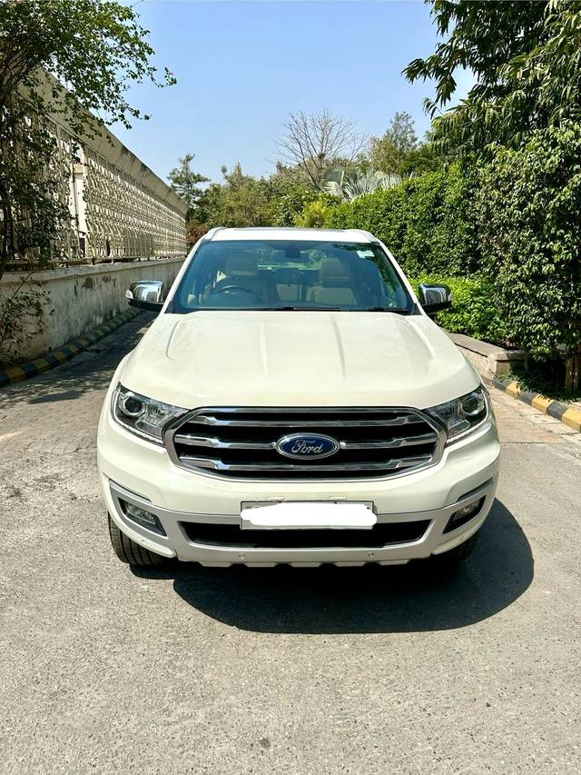 https://images10.gaadi.com/usedcar_image/4517464/original/f0db8c3cf17e85049707815c5c962f16.jpg?imwidth=6400