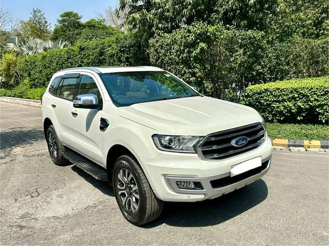 https://images10.gaadi.com/usedcar_image/4517464/original/processed_09f5e88034c7de533599ad9c710b604f.jpg?imwidth=6400