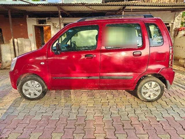 https://images10.gaadi.com/usedcar_image/4517492/original/processed_2fcfdb24-c9e1-4a0e-a0ca-77e38c05b482.jpg?imwidth=6402