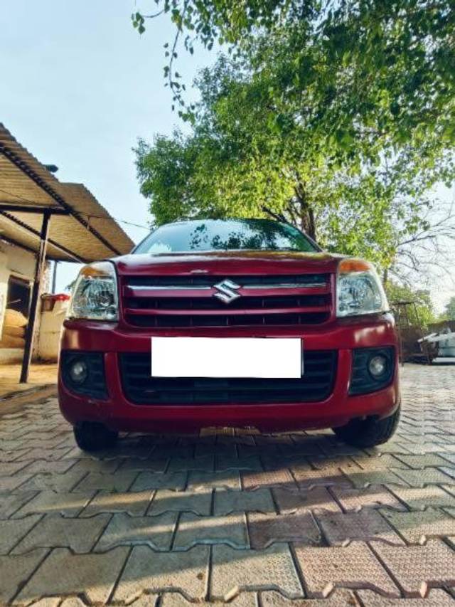 https://images10.gaadi.com/usedcar_image/4517492/original/processed_5da02c14-a5a4-4ba1-944b-faa803d0380c.jpg?imwidth=6400