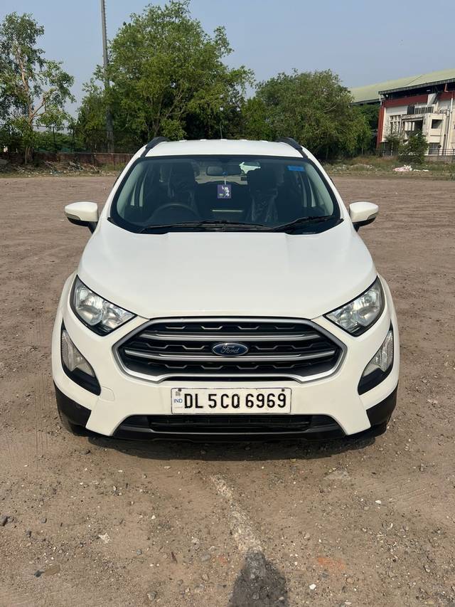 https://images10.gaadi.com/usedcar_image/4517504/original/871cd481cb1738baaf420b127b87514c.jpg?imwidth=6400