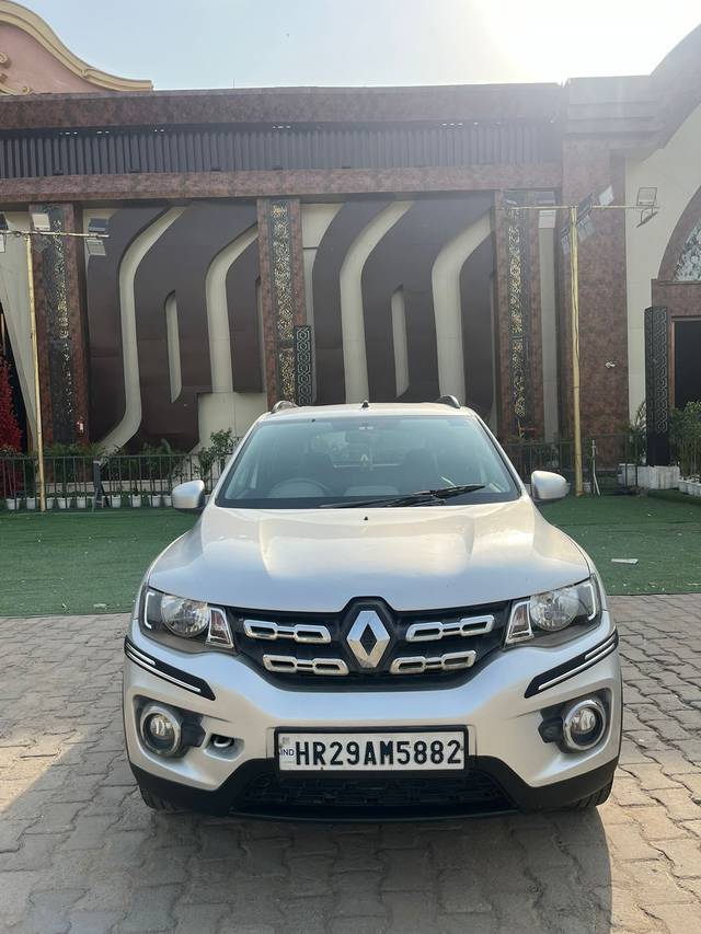 https://images10.gaadi.com/usedcar_image/4517512/original/2f773853029a3565060668e75f83b8a8.jpg?imwidth=6400