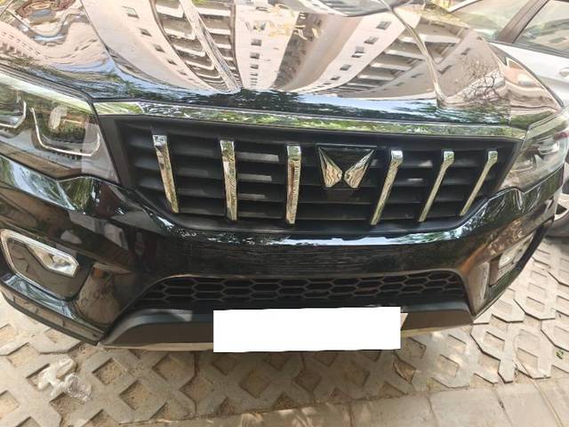https://images10.gaadi.com/usedcar_image/4517547/original/processed_9f47109b-b805-49db-a372-04969b7bbdcf.jpg?imwidth=6401