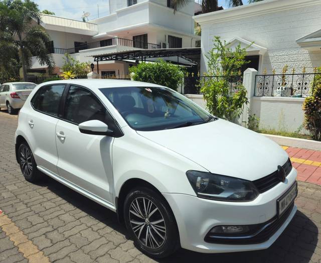 https://images10.gaadi.com/usedcar_image/4517576/original/78d2ce219fc9ef62c0a8e73737397587.jpg?imwidth=6401
