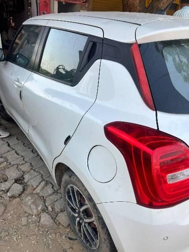 https://images10.gaadi.com/usedcar_image/4517596/original/processed_4c89f779-56b7-4831-ad52-1819932d02c9.jpeg?imwidth=6402