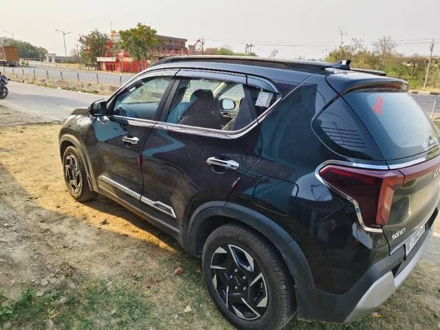 https://images10.gaadi.com/usedcar_image/4517602/original/processed_0e177be3-7f16-460f-9e8f-a0e10084b899.jpg?imwidth=6402