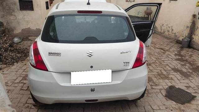 https://images10.gaadi.com/usedcar_image/4517645/original/processed_722e437f-84e6-42ee-b83b-d8e4ac10c95e.jpg?imwidth=6400