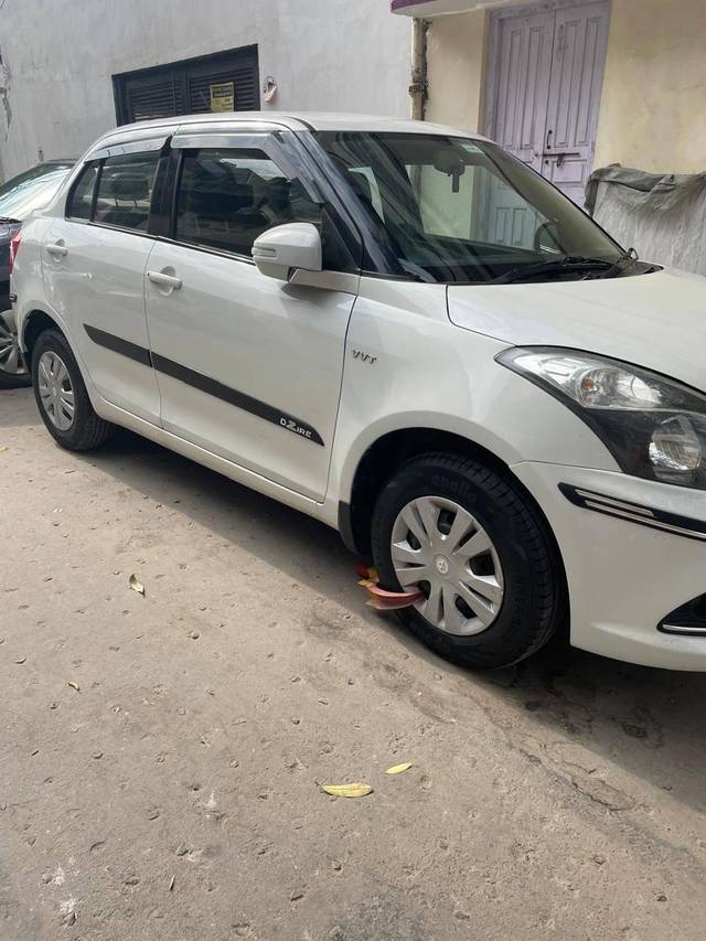 https://images10.gaadi.com/usedcar_image/4517659/original/processed_418cb97f186cb522cb829d8aa07c3cbf.jpg?imwidth=6400
