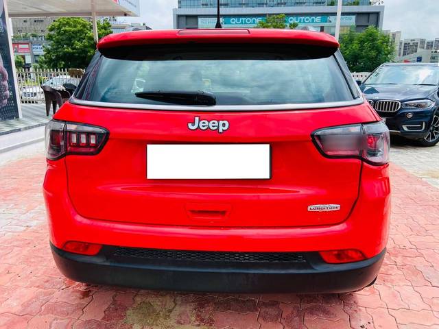 https://images10.gaadi.com/usedcar_image/4517706/original/processed_882dd41c1c45b4eda88e760a78a8c286.jpg?imwidth=6402