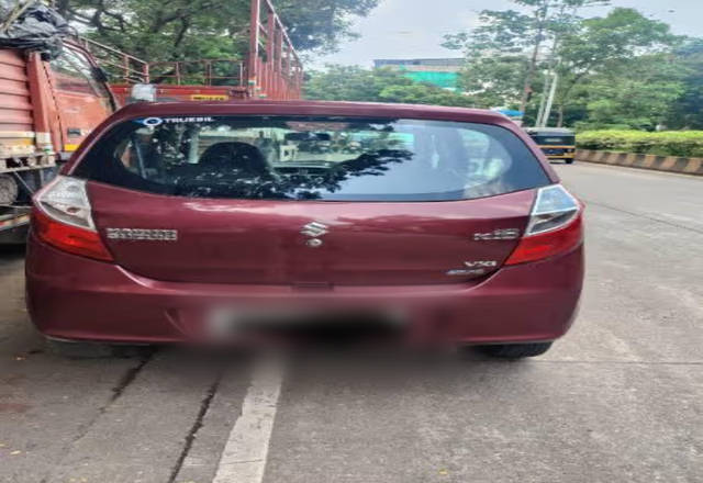 https://images10.gaadi.com/usedcar_image/4517715/original/9fff12e0-560b-47ba-83c3-8a8ccd43f5b1.?imwidth=6401