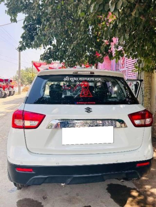 https://images10.gaadi.com/usedcar_image/4517716/original/processed_2f745b8f-802b-4b1f-aae7-f7067a9f1359.jpeg?imwidth=6401