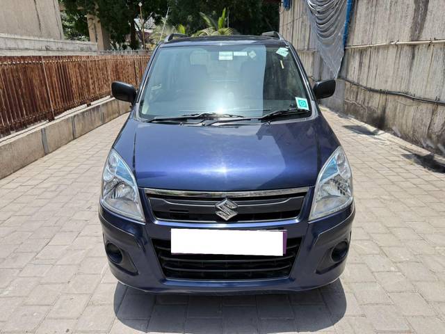 https://images10.gaadi.com/usedcar_image/4517723/original/processed_e28da230149e95c3ceffb53caba33fce.jpg?imwidth=6402
