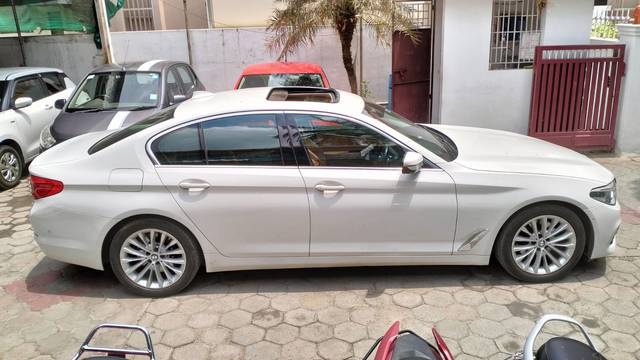 https://images10.gaadi.com/usedcar_image/4517760/original/0b60bd9a2ae6f41ffda4fe48a6e01279.jpg?imwidth=6401
