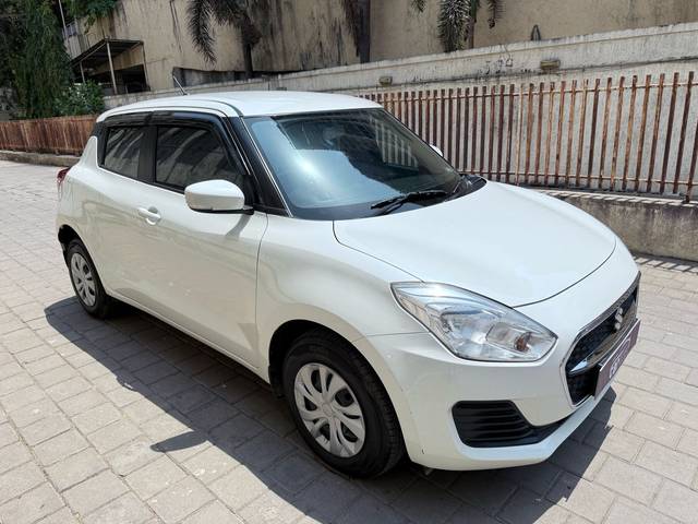 https://images10.gaadi.com/usedcar_image/4517766/original/bd99218a93f99d10dbb6463fda82d799.jpg?imwidth=6400