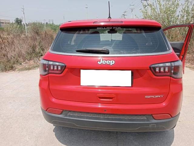 https://images10.gaadi.com/usedcar_image/4517769/original/processed_a398800e-41c5-4ec6-8c8b-fb7dd3660525.jpeg?imwidth=6402