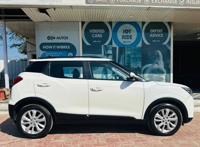 https://images10.gaadi.com/usedcar_image/4517774/original/processed_cadfde6c36ad9360eb8857cfec1e8e5a.jpg?imwidth=6401