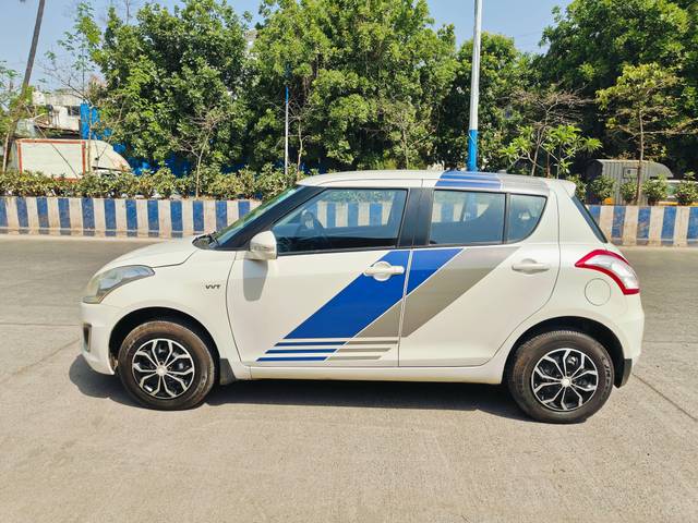 https://images10.gaadi.com/usedcar_image/4517784/original/processed_e6c5c9fec2fcdc062f258436e4a9e07a.jpg?imwidth=6402