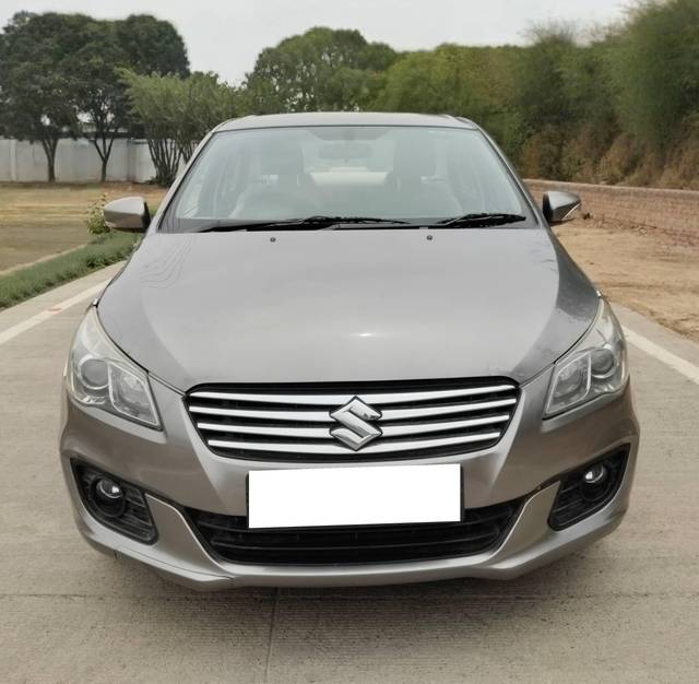 https://images10.gaadi.com/usedcar_image/4517798/original/processed_7ddbb51d430ee8372b9db6ff0fe7cd4a.jpg?imwidth=6402