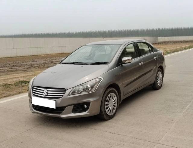 https://images10.gaadi.com/usedcar_image/4517798/original/processed_e788379d049b16e854e9f44ef6c42356.jpg?imwidth=6401