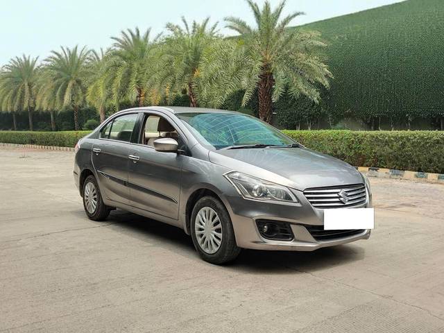 https://images10.gaadi.com/usedcar_image/4517798/original/processed_fe3e1bae79ea8d154c4555a83995bc43.jpg?imwidth=6400