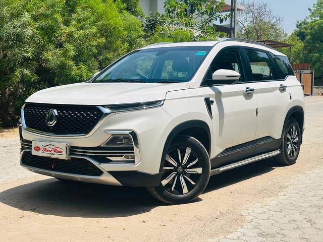 https://images10.gaadi.com/usedcar_image/4517801/original/b7e290bbff2c4d8c594d4c043b102b00.jpg?imwidth=6401